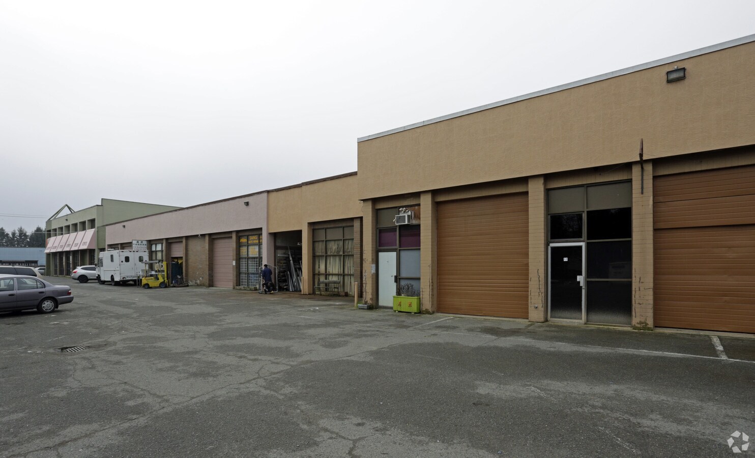 1237112391 Bridgeport Rd, Richmond, BC V6V 1J4