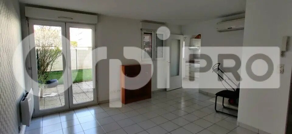 Office in Longjumeau for lease Building Photo- Image 1 of 7