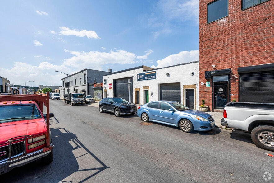 143 12th St, Brooklyn, NY for lease - Building Photo - Image 3 of 5