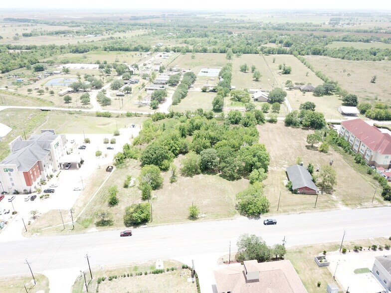 5606 7th St, Bay City, TX for sale - Aerial - Image 1 of 1