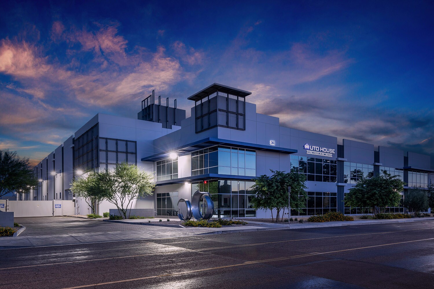 360 S Smith Rd, Tempe, AZ for sale Primary Photo- Image 1 of 1