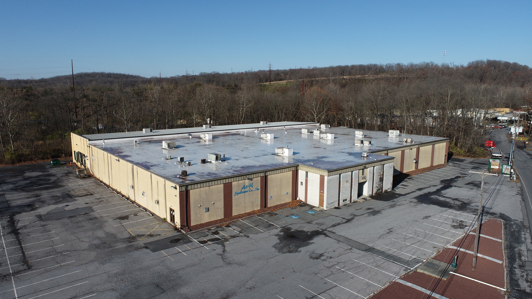 110 Commerce Way, Stockertown, PA for sale Building Photo- Image 1 of 1