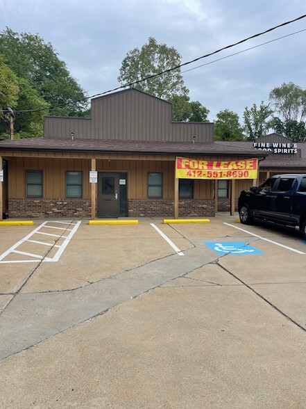 2038 Smith Township State Rd, Burgettstown, PA for lease - Primary Photo - Image 1 of 9