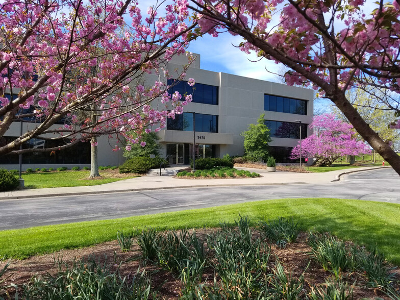 Blazer Parkway Data Center - Data Center