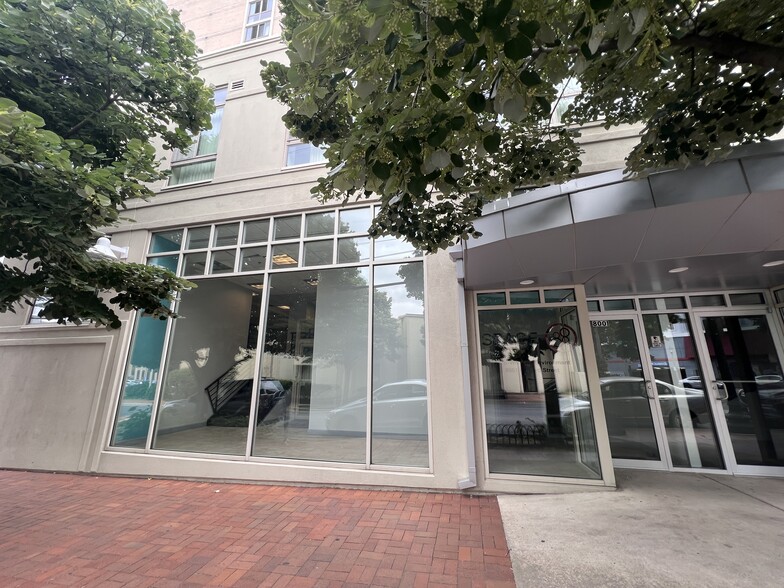 8060 13th St, Silver Spring, MD for lease - Building Photo - Image 1 of 15