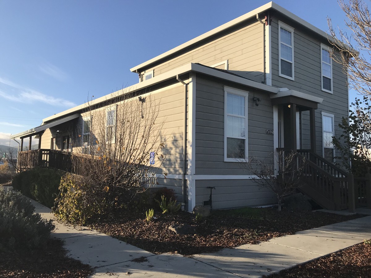 4912 Central Way, Fairfield, CA 94534