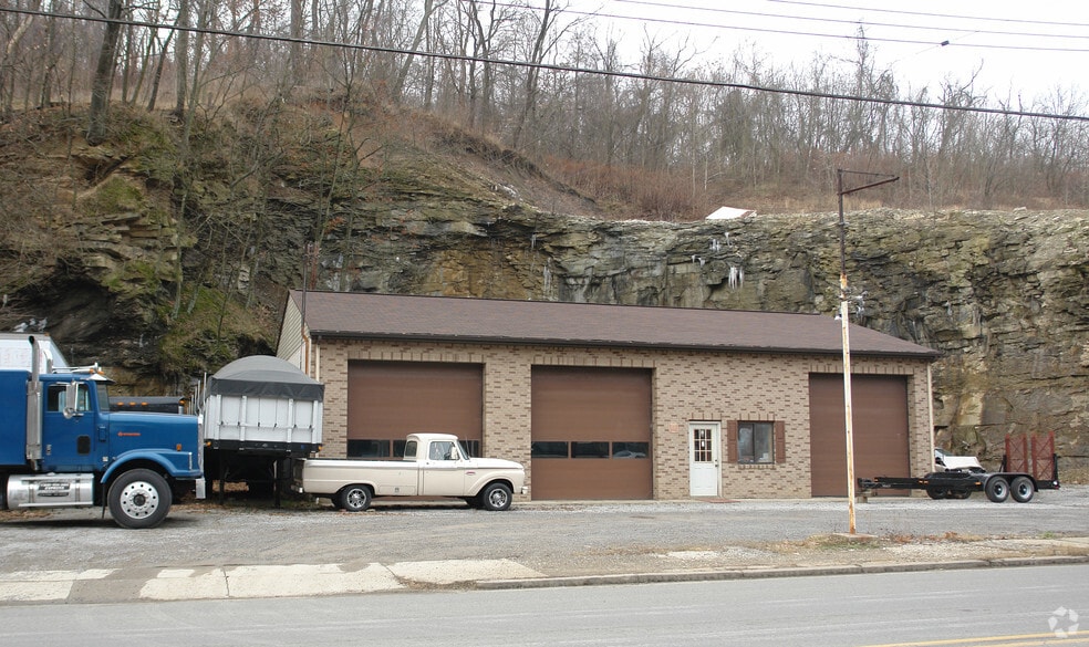 1235 Evergreen Rd, Pittsburgh, PA for sale - Building Photo - Image 2 of 2