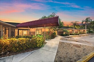 4012-4020 Sawyer Rd, Sarasota, FL for lease Interior Photo- Image 1 of 25