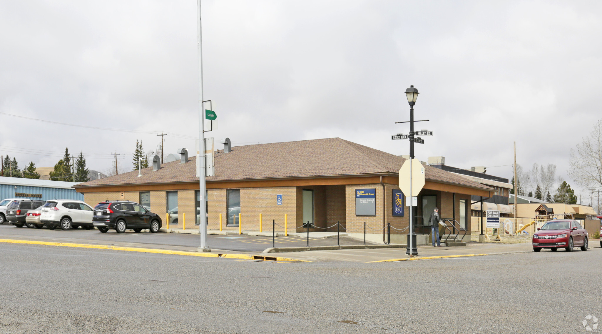 104 Main St NW, Turner Valley, AB for sale Primary Photo- Image 1 of 1