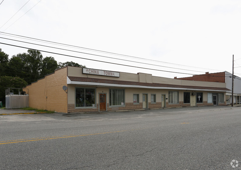 201 W Seaboard St, Bladenboro, NC for sale - Primary Photo - Image 1 of 1