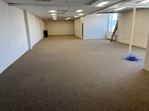 50 Bridge St, Manchester, NH for lease Interior Photo- Image 1 of 2