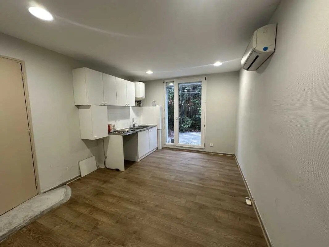 Office in Aix-en-Provence for lease Interior Photo- Image 1 of 6