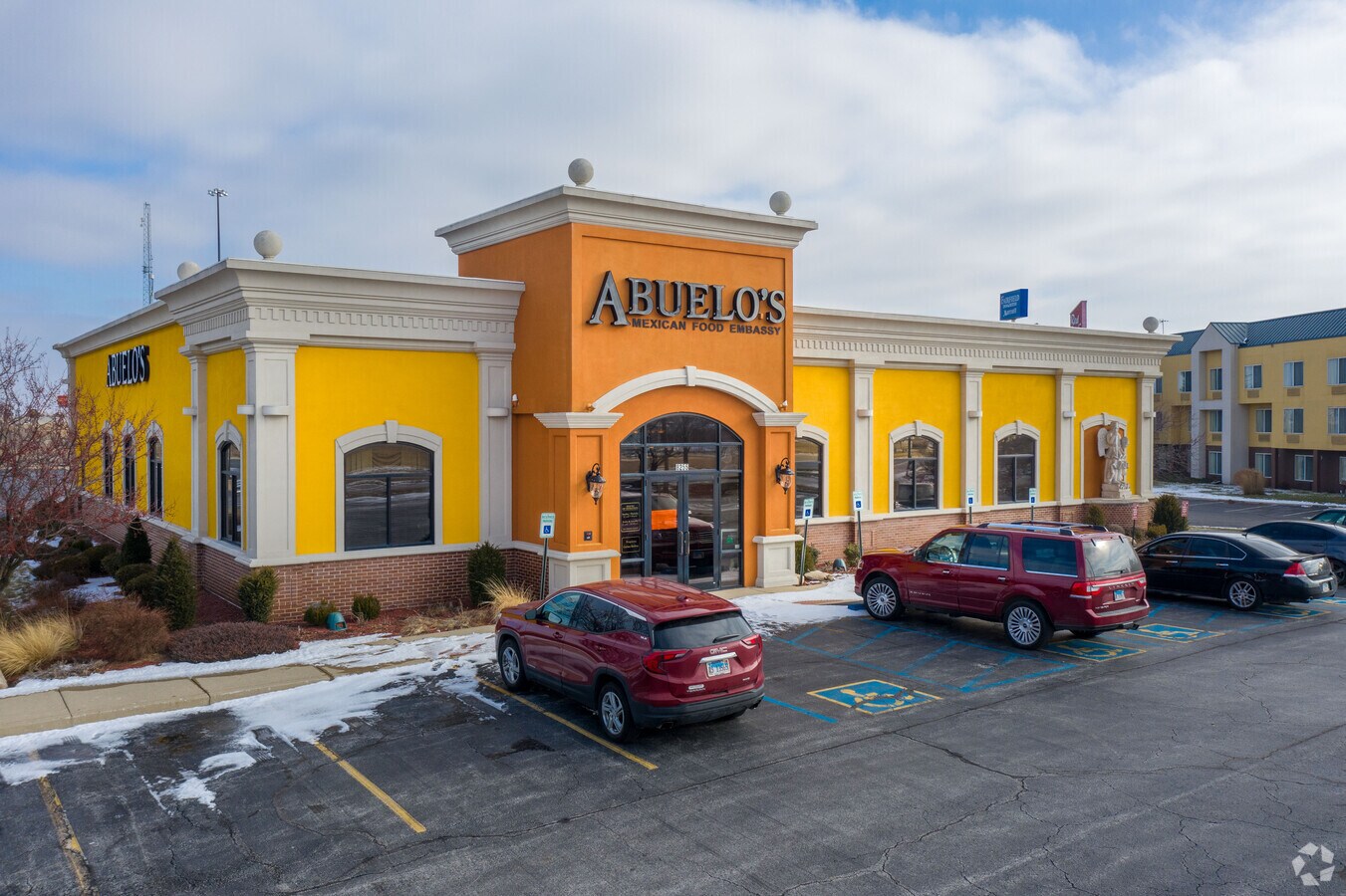 8255 St, Merrillville, IN 46410