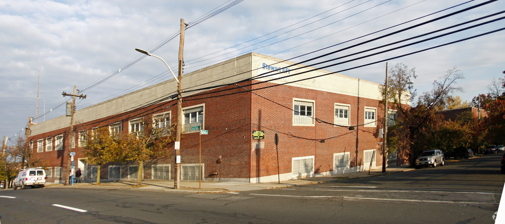 630 Central Park Ave, Yonkers, NY for lease - Building Photo - Image 1 of 2