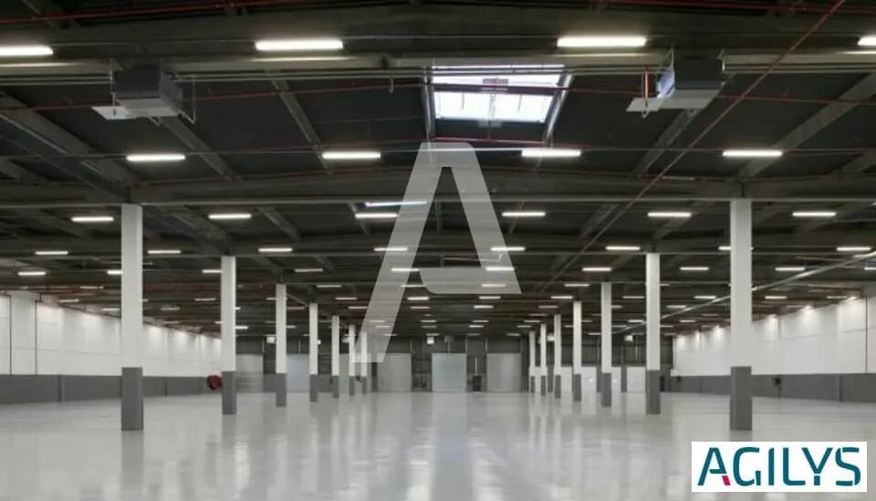 Industrial in  for lease - Interior Photo - Image 1 of 11