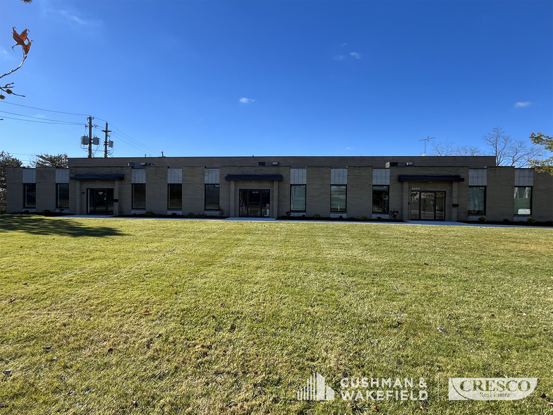 6850 Cochran Rd, Solon, OH for lease - Building Photo - Image 3 of 10