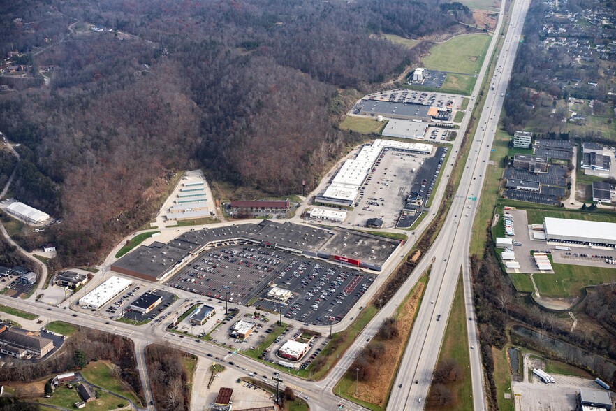 100-300 Liberty Sq, Hurricane, WV for lease - Aerial - Image 3 of 10