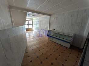Retail in San Lorenzo de la Parrilla, Cuenca for lease Interior Photo- Image 2 of 5