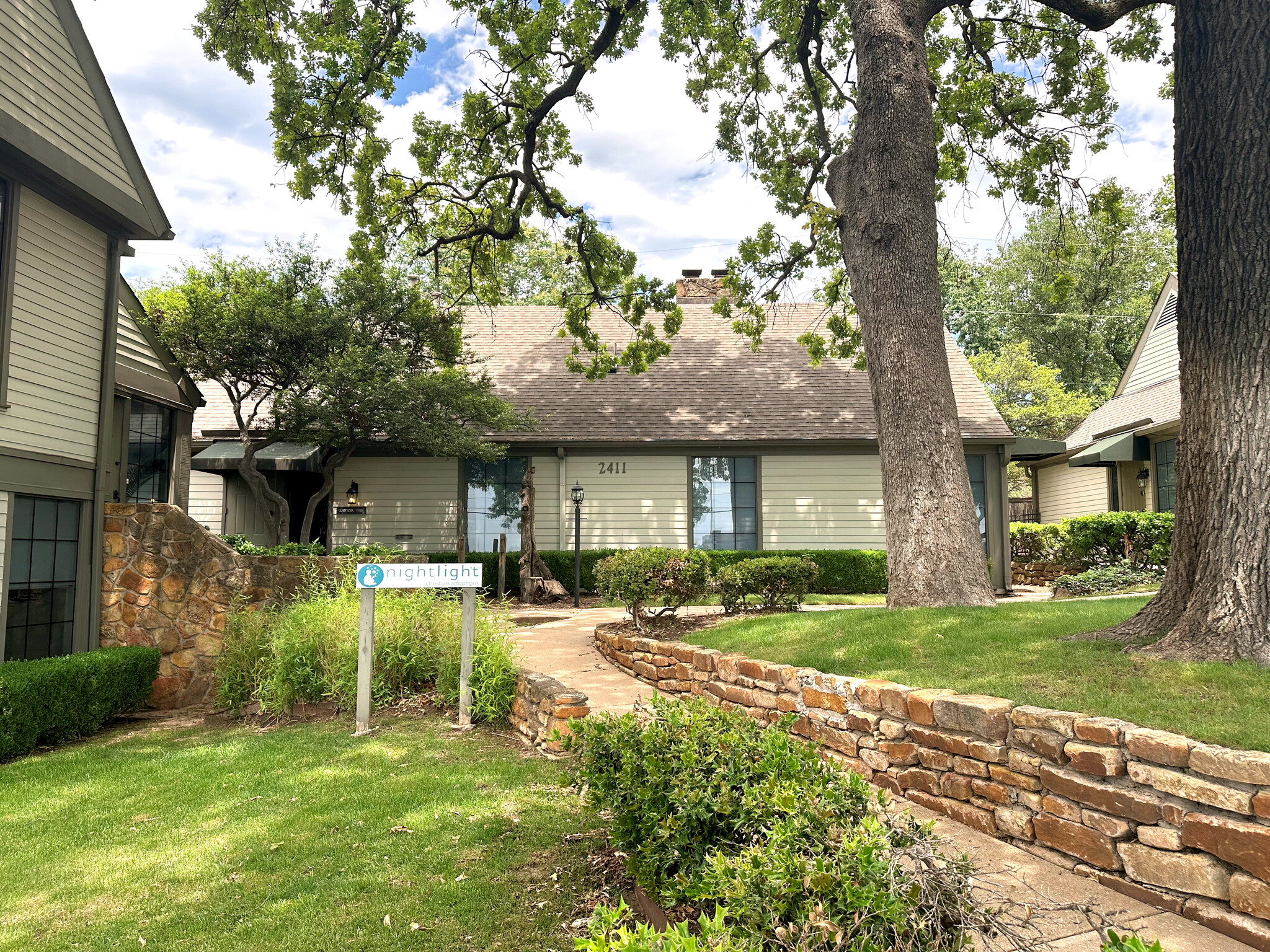 2411 E Skelly Dr, Tulsa, OK 74105 - Office for Lease | LoopNet