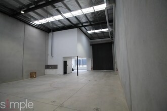 10-12 Sigma Dr, Croydon South for lease Interior Photo- Image 2 of 5