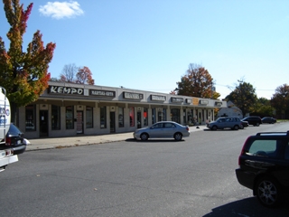 26-42 W Village Green Ave, Hicksville, NY for lease - Building Photo - Image 1 of 9