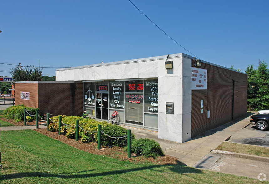 1410 W Green Dr, High Point, NC for sale - Primary Photo - Image 1 of 1