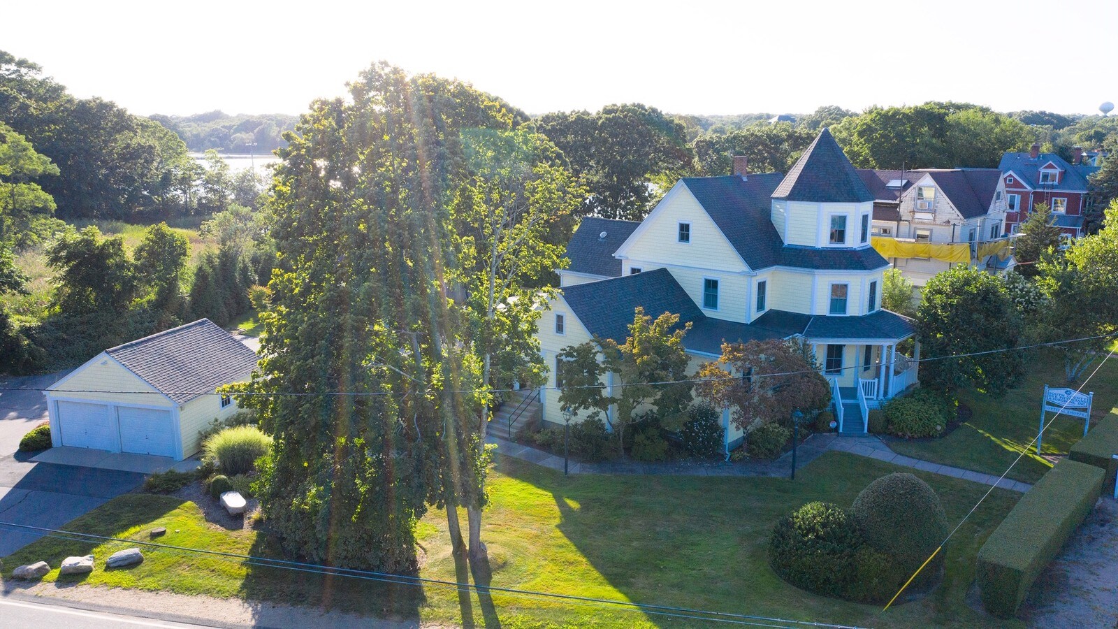 65 Boston Neck Rd, North Kingstown, RI 02852