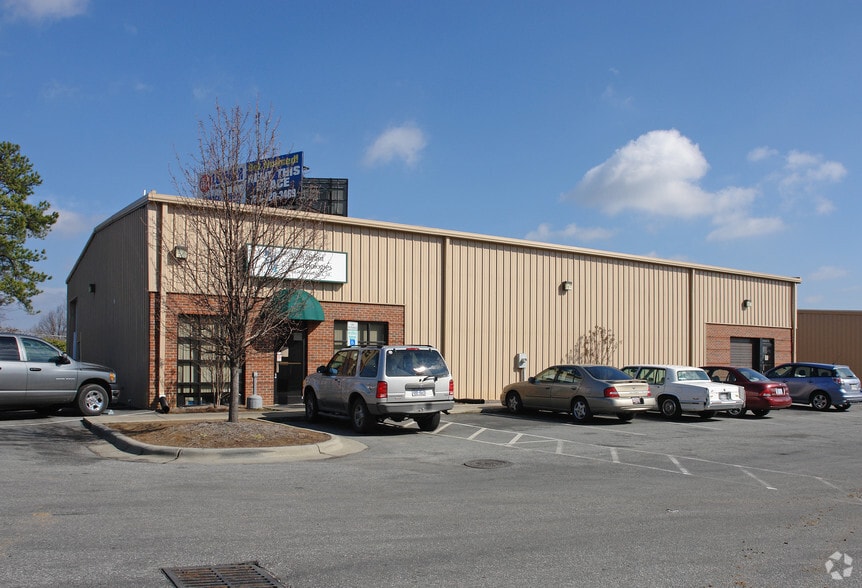 516 Teague St, Greensboro, NC for lease - Building Photo - Image 3 of 4
