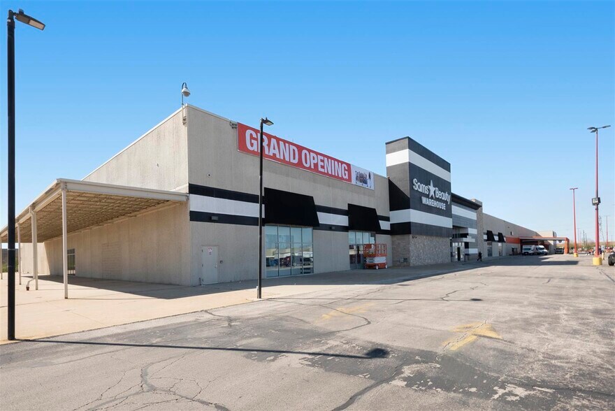 7200 S Cicero Ave, Chicago, IL 60629 SamsBeauty Warehouse