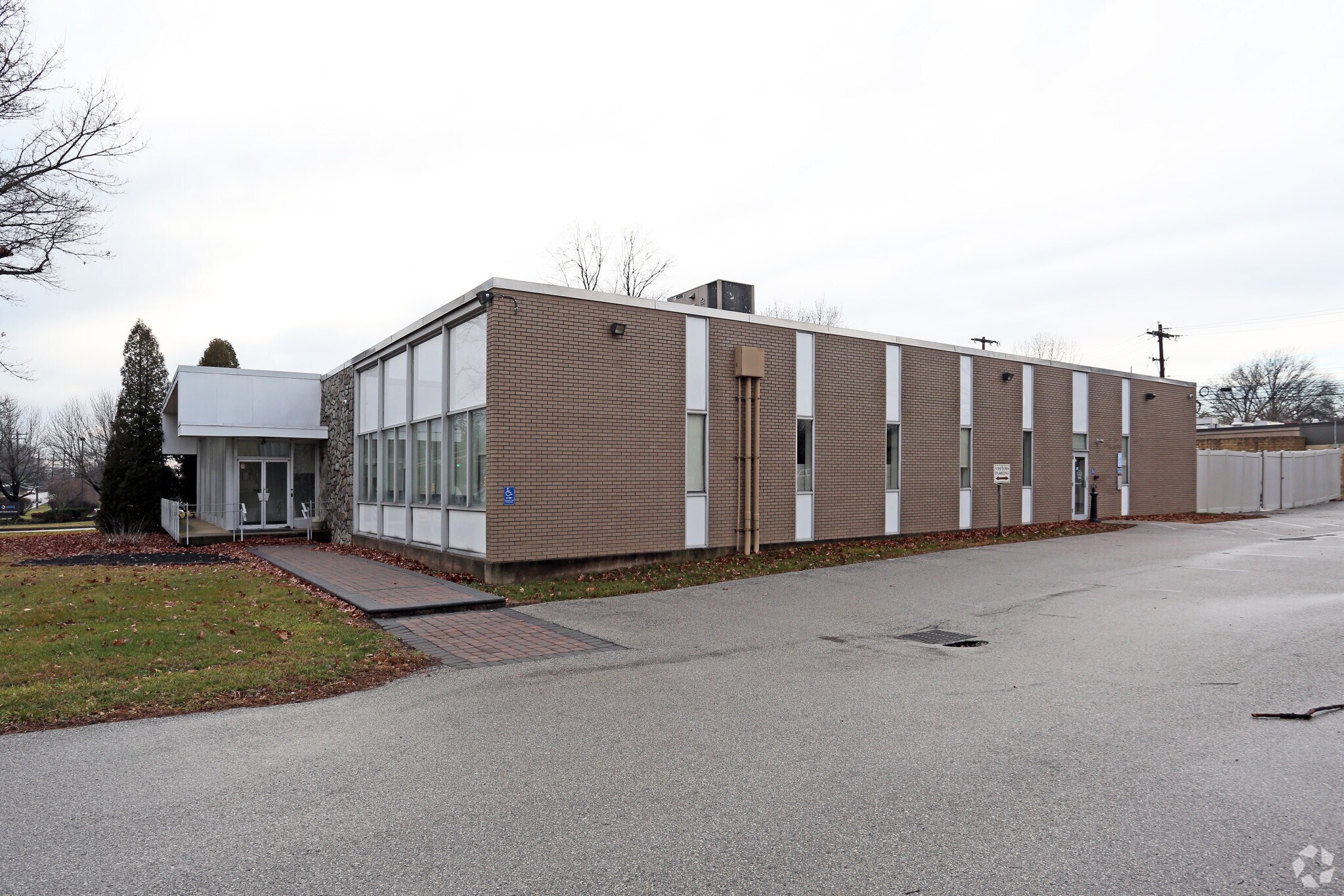 945 Trooper Rd, Eagleville, PA for sale Primary Photo- Image 1 of 1