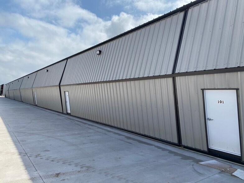 2100 Westair Dr, Gainesville, TX for sale - Primary Photo - Image 1 of 1