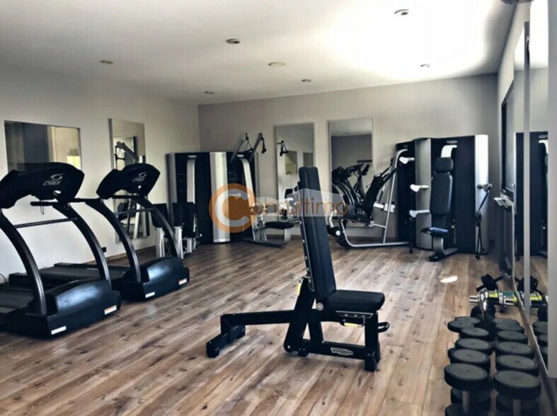 Retail in La Teste-De-Buch for sale - Building Photo - Image 3 of 3