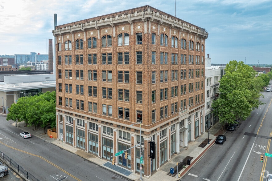 1827 1st Ave N, Birmingham, AL for lease - Primary Photo - Image 1 of 81