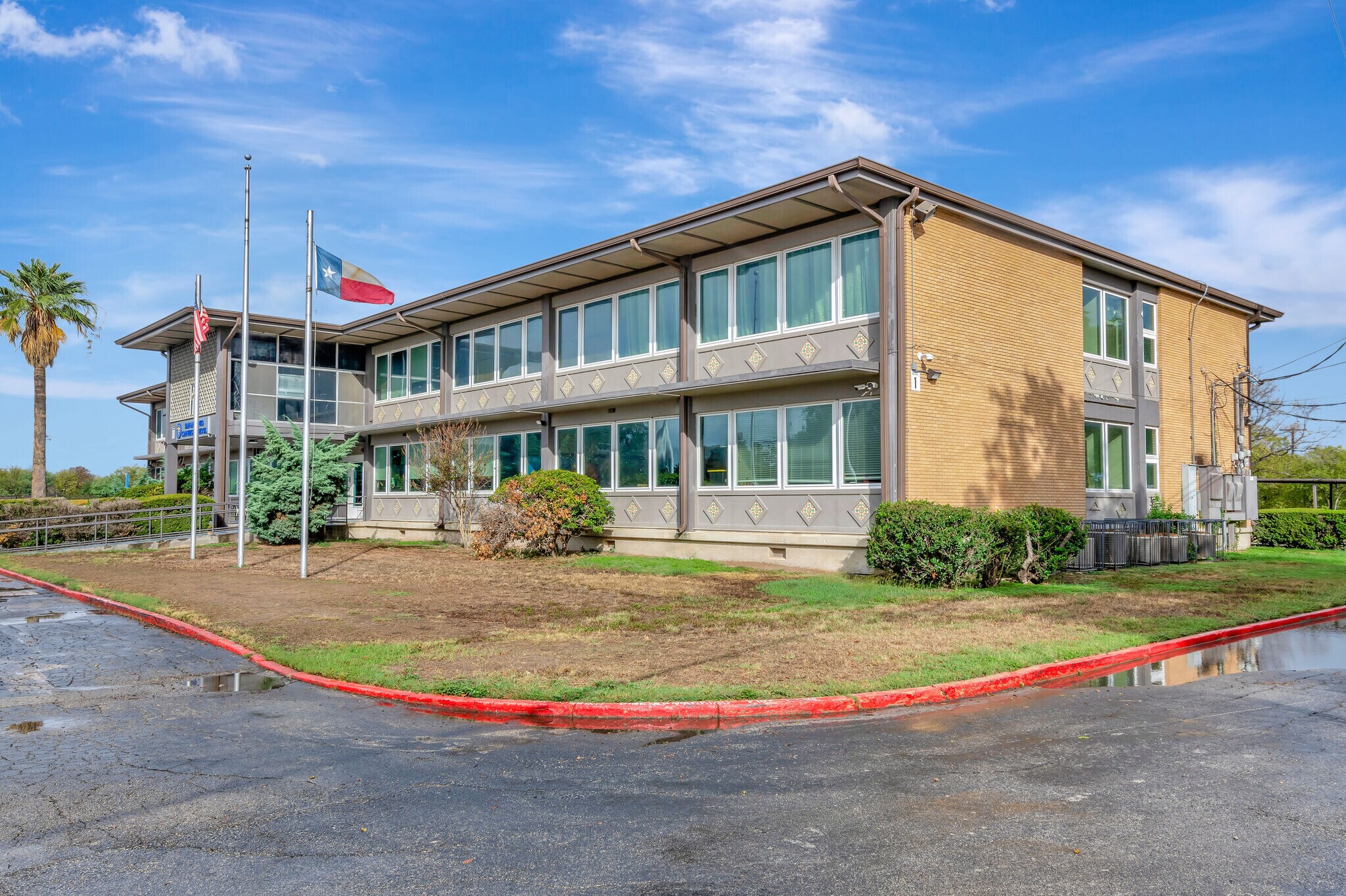 1807 Centennial Blvd, San Antonio, TX for sale Building Photo- Image 1 of 1