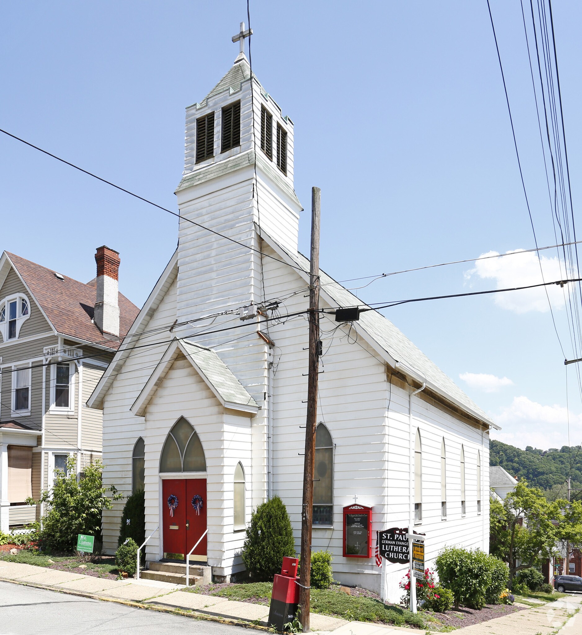 300 E 8th Ave, Tarentum, PA for sale Primary Photo- Image 1 of 1