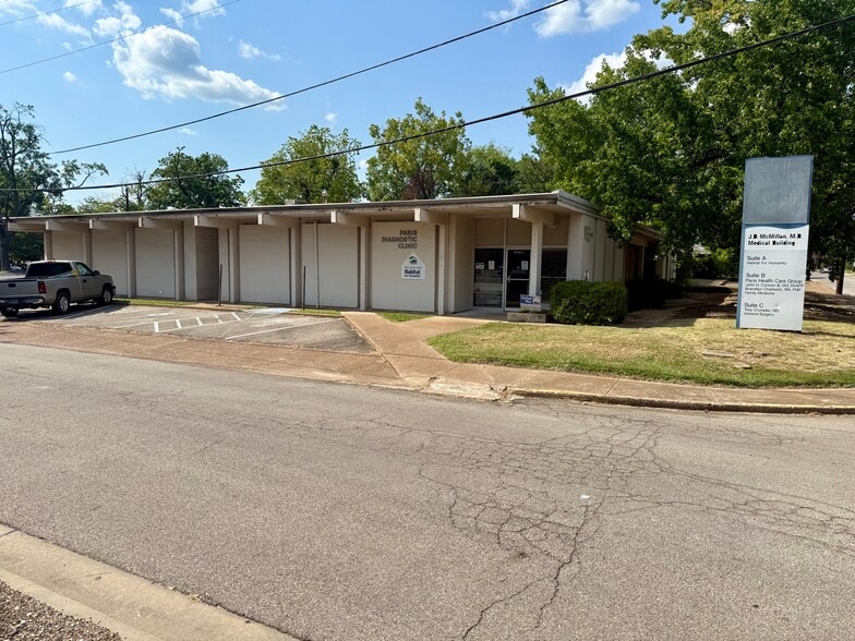 170 8th St SE, Paris, TX for sale - Building Photo - Image 1 of 31