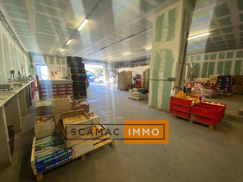 Office in Rousset for lease - Interior Photo - Image 3 of 4