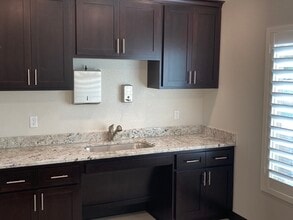 6536 Greatwood Pky, Sugar Land, TX for sale Interior Photo- Image 2 of 4