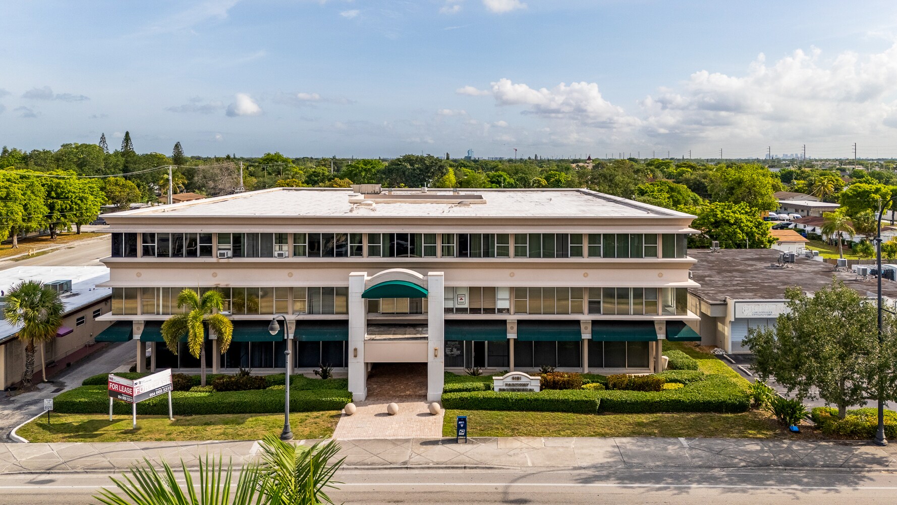 6151 Miramar Pky, Miramar, FL for lease Building Photo- Image 1 of 9