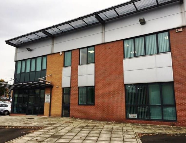 1 Broadfield Ct, Sheffield for sale - Primary Photo - Image 1 of 1