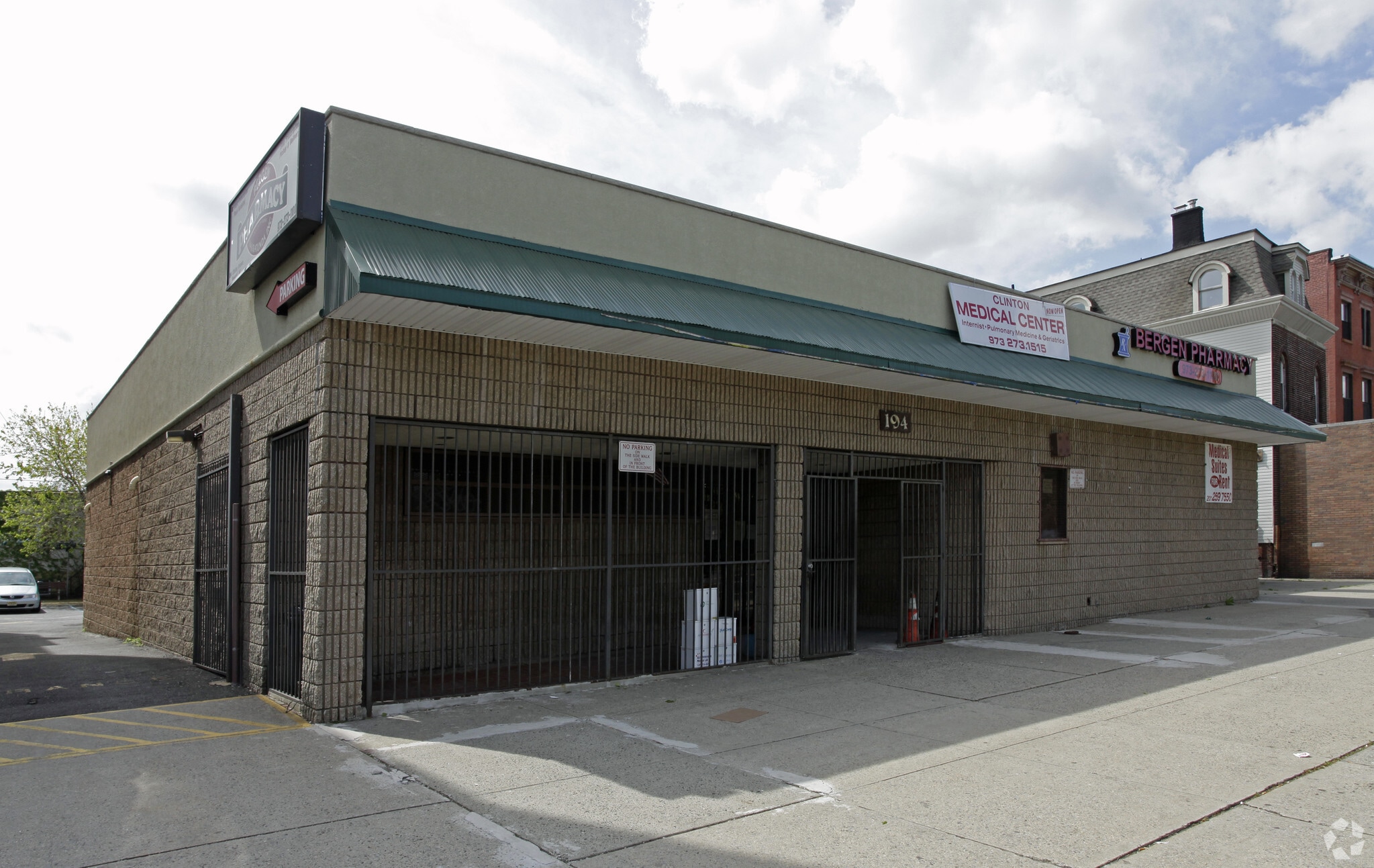 194 Clinton Ave, Newark, NJ for lease Building Photo- Image 1 of 12