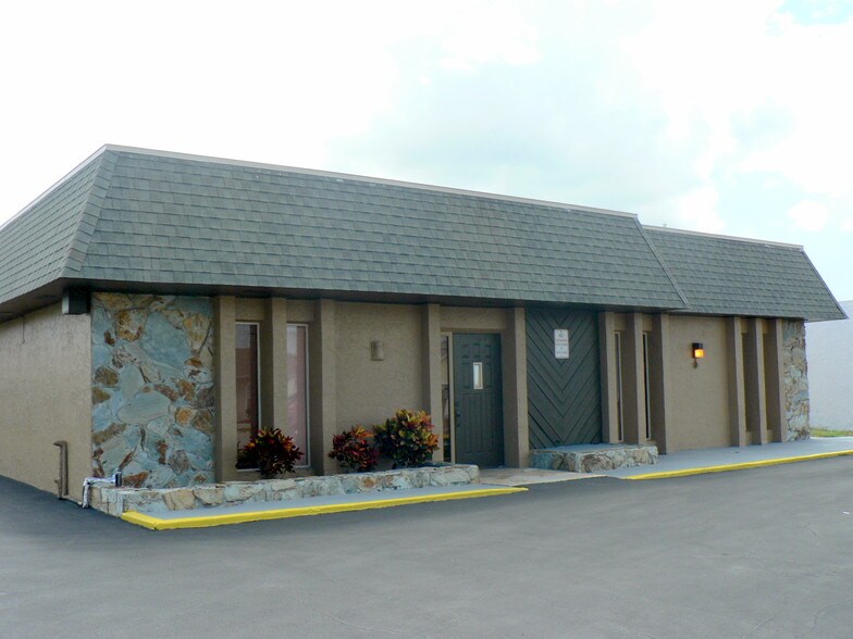 11640 Zimmerman Rd, Port Richey, FL for sale - Primary Photo - Image 1 of 1