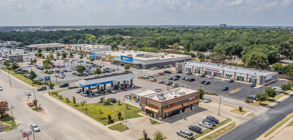 712 W Pipeline Rd, Hurst, TX for sale - Building Photo - Image 1 of 1