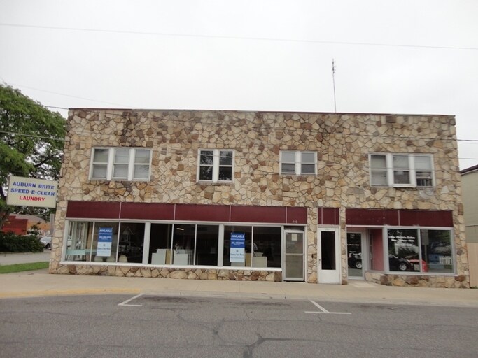 210 N Jackson St, Auburn, IN for sale Primary Photo- Image 1 of 1