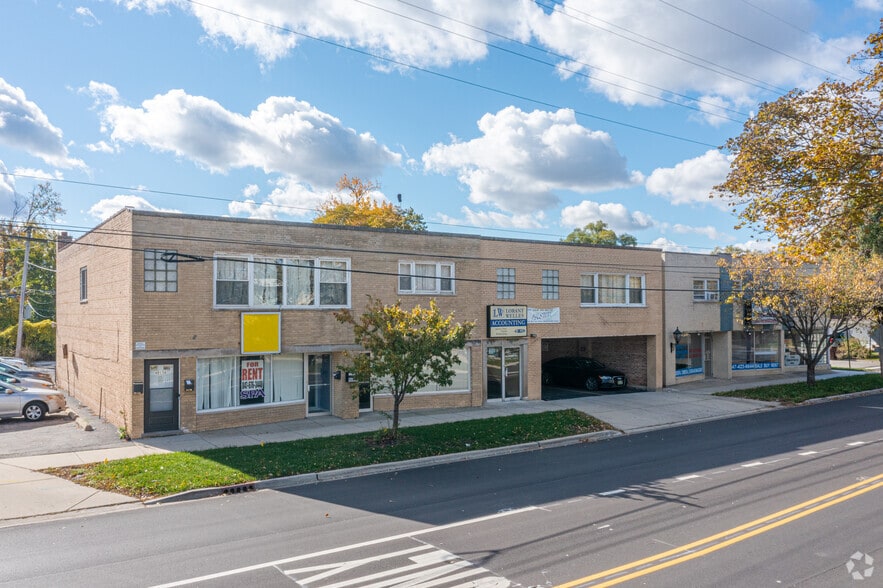 4013-4017 Church St, Skokie, IL for lease - Building Photo - Image 3 of 5