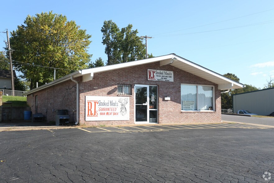 501 Ridge Ave, Festus, MO 63028