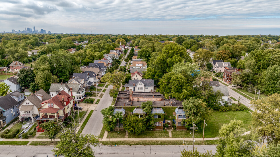 880-884 Parkwood Rd, Cleveland, OH for sale - Aerial - Image 3 of 16