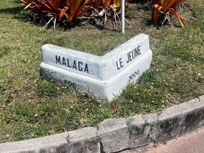 401 Malaga Ave, Coral Gables, FL for sale - Building Photo - Image 2 of 12