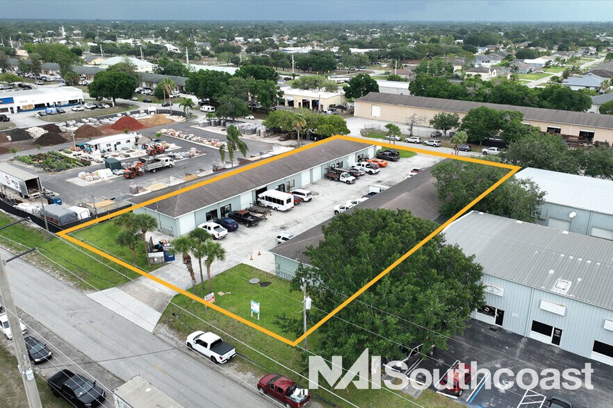 1726-1738 SW Biltmore St, Port Saint Lucie, FL for lease - Building Photo - Image 2 of 16