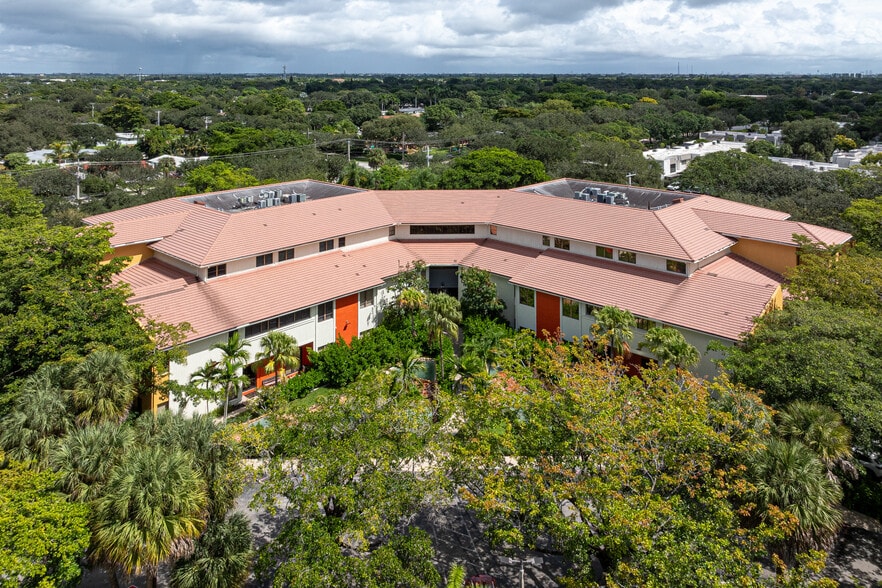 Atrium Executive Plaza - Loft